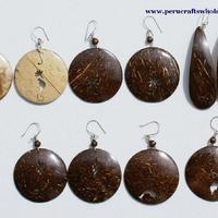 Carved round coco earrings