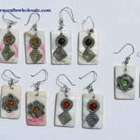 Square earrings with murano glass