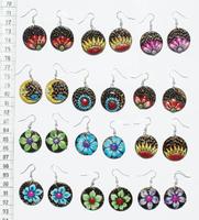 Round color earrings