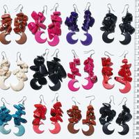 Earrings moon shape
