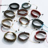 Bracelets de graines de couleur